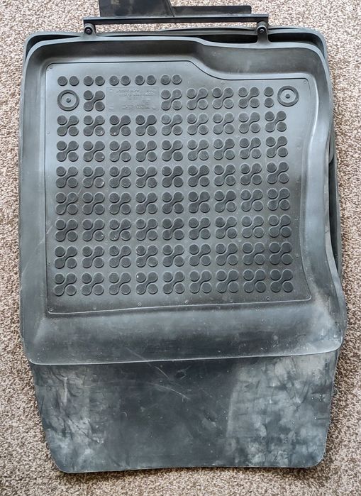 Dywaniki gumowe audi citroen ford honda Jeep opel renault seat vw