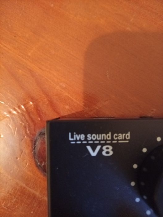 Placa de Som V8 P/ Streaming