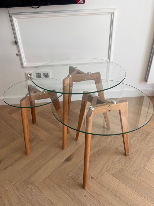 Komplet trzech szklanych stolików