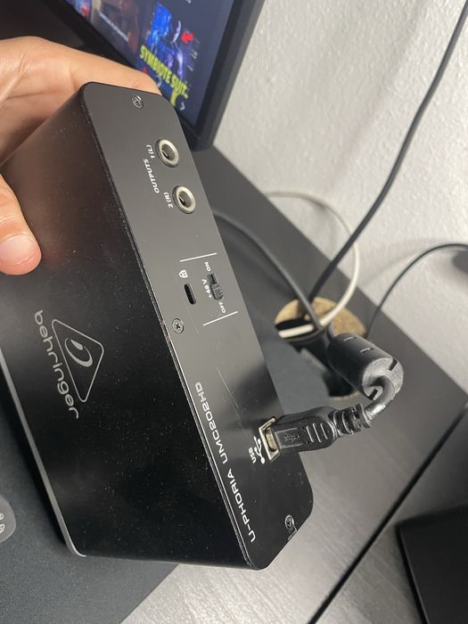 Behringer UMC202HD