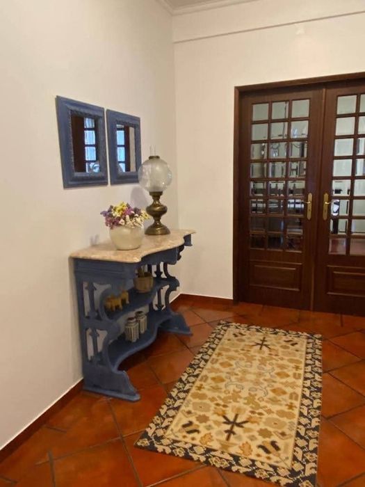 Arrendo quarto em Moradia térrea em Aires.