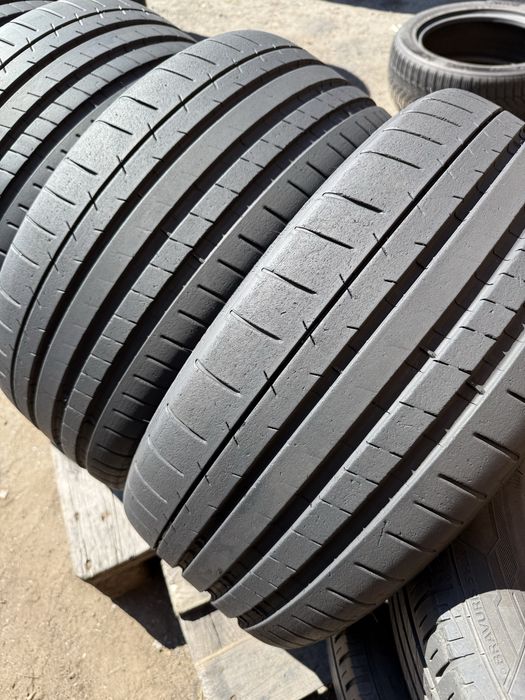 225/40 R18 Michelin Pilot Super Sport  /2023рік/літо/4шт./Франція/