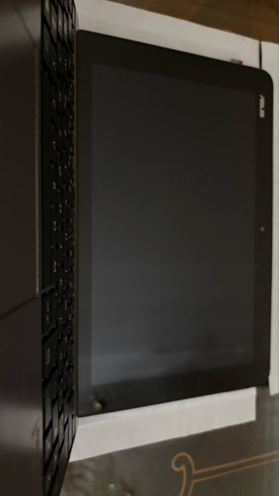 Computador portátil ASUS 10” - c/novo!
