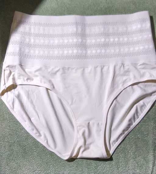 Жіноча білизна для корекції живота