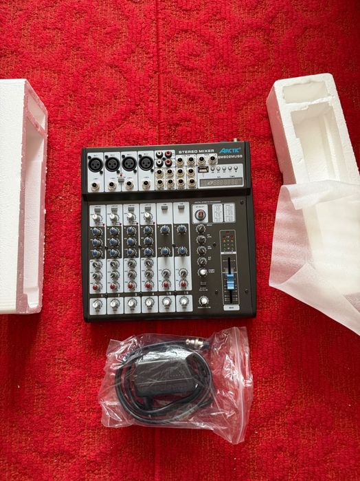 Arctic SM802MUSB | Мікшерний пульт