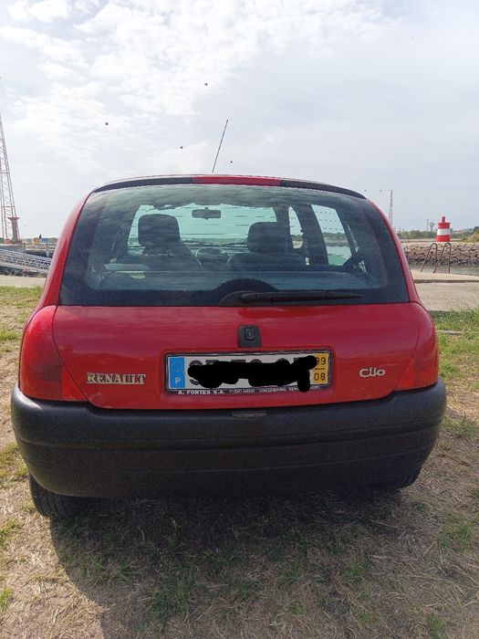 Clio 1.2 ,19000km "novo"