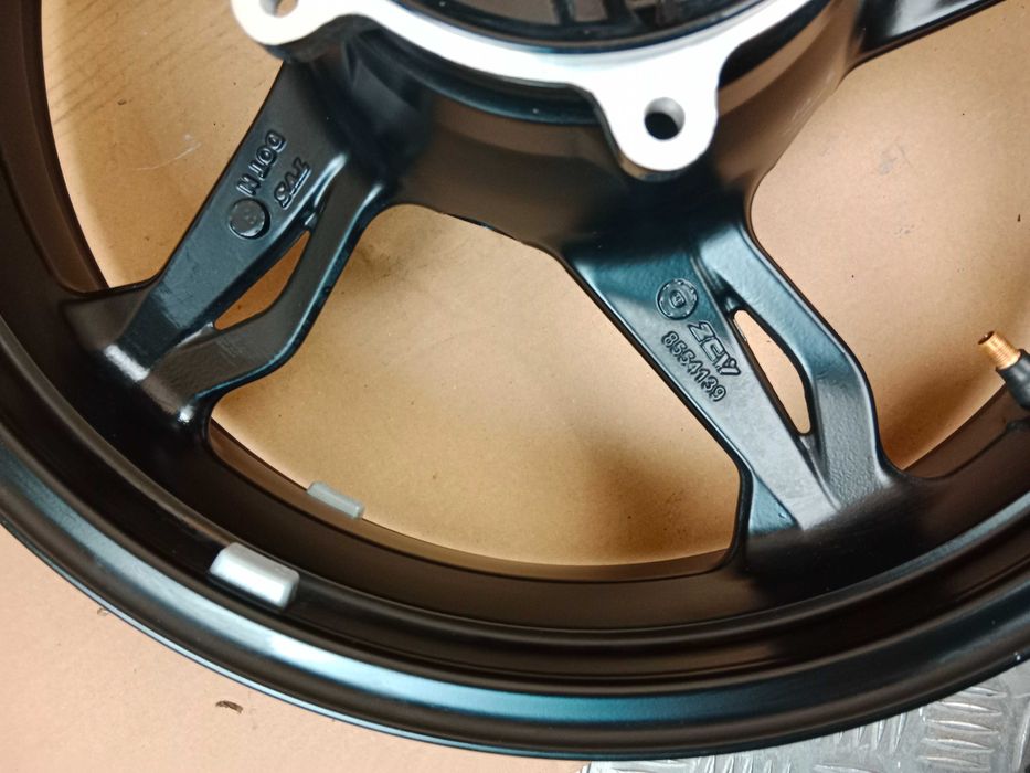 BMW G310 GS K02 Felga Tył Tylna 17-24