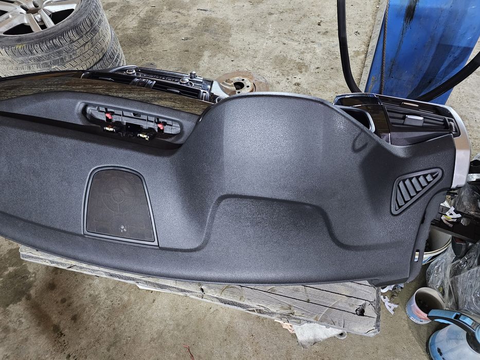 Торпеда/ панель BMW X5 F15