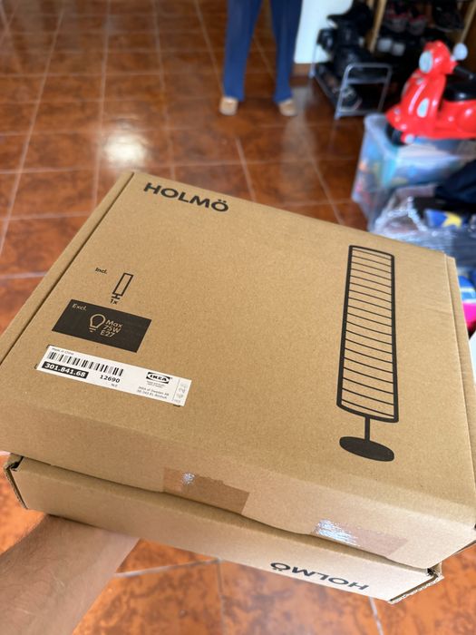 Candeeiro de pe Holmo embalado novo