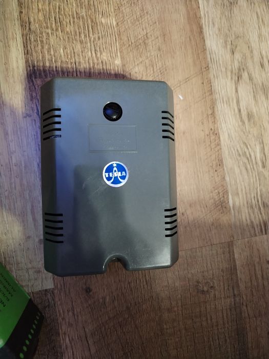 Низьковольтний блок живлення tesla