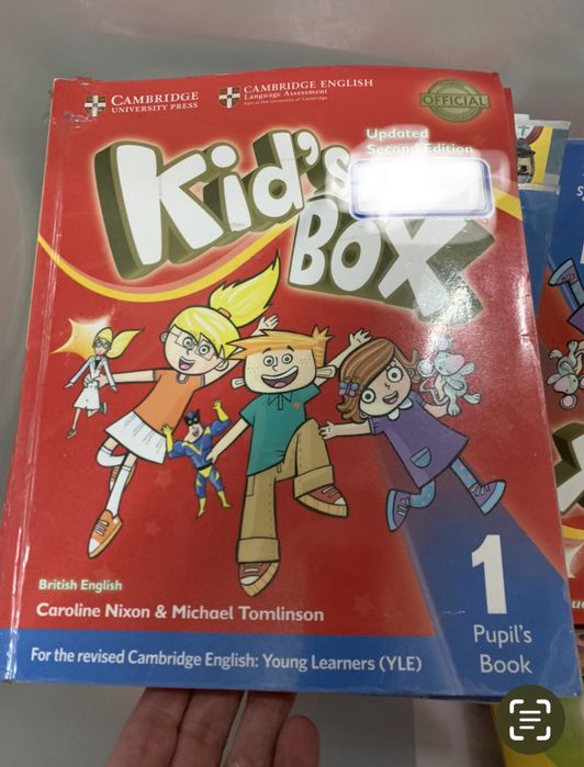 Livros escolares Inglês Cambridge. 1 ano