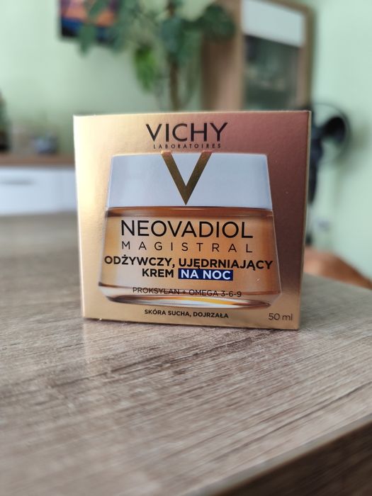 Krem na noc Vichy Neovadiol Magistral nowy