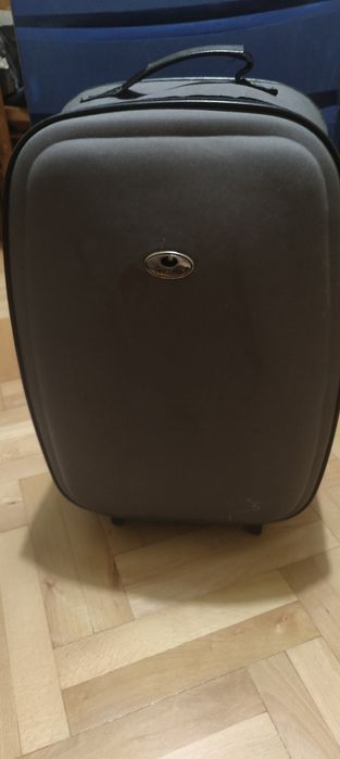 Walizka na kółkach mała