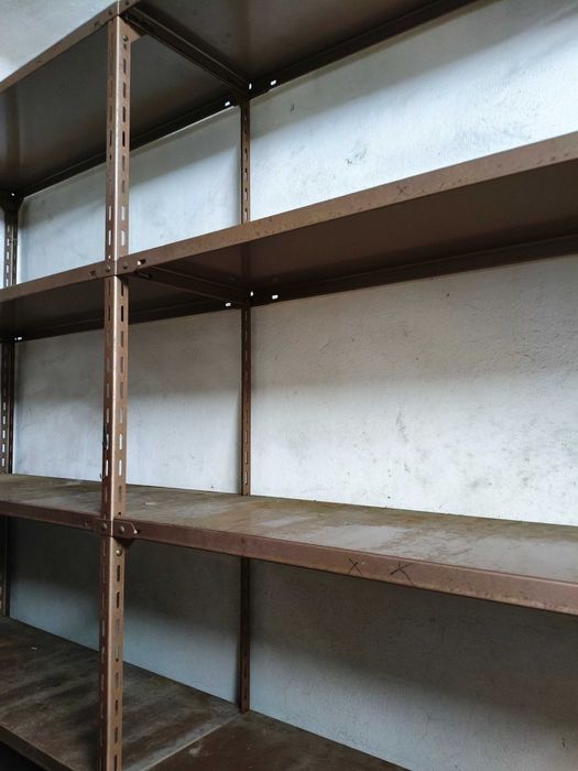 Estantes para Armazém ou Estabelecimento Comercial