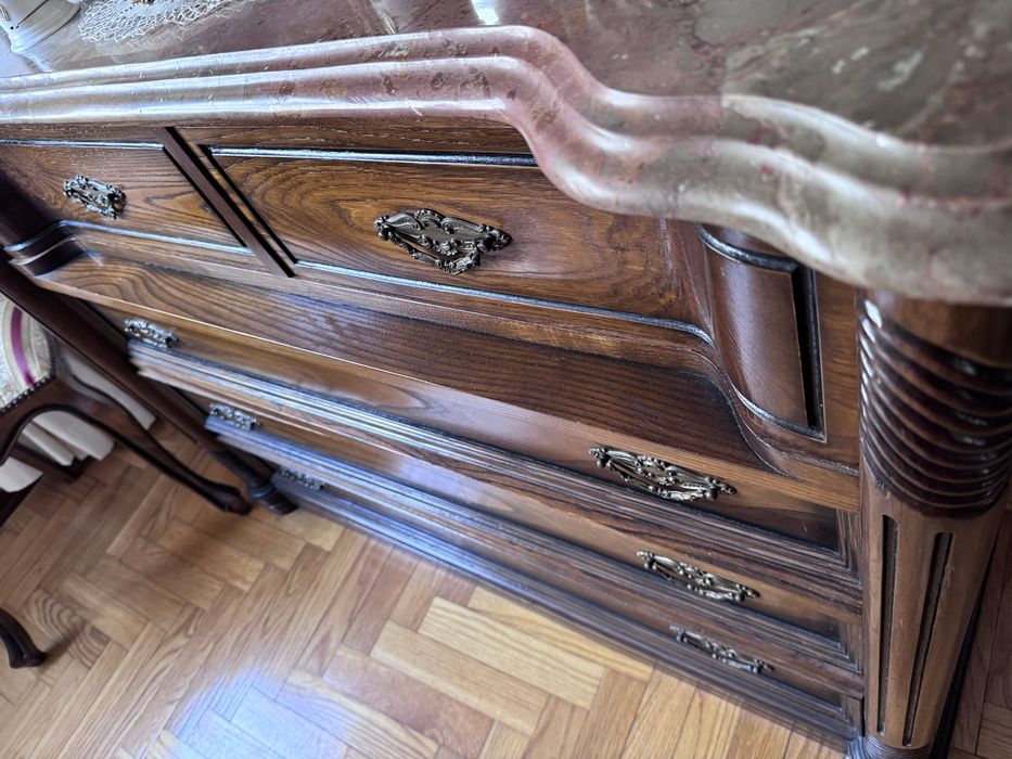 Vendo em separado - Moveis em mogno e tampos de marmore