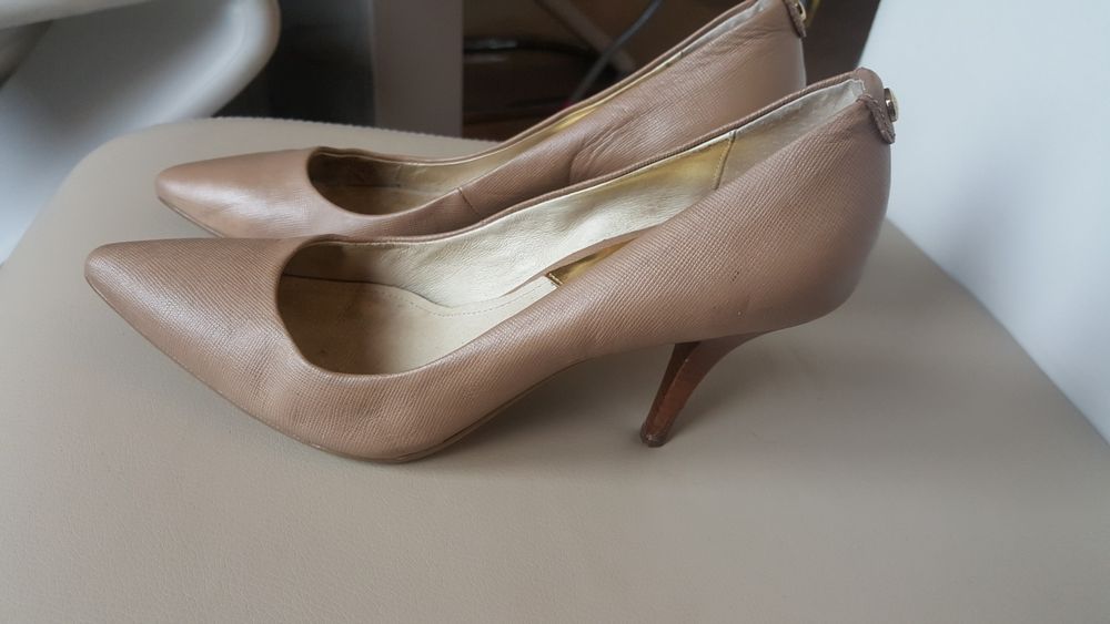 Michael Kors oryginalne czolenka szpilki 36/37 beżowe skora skórzane