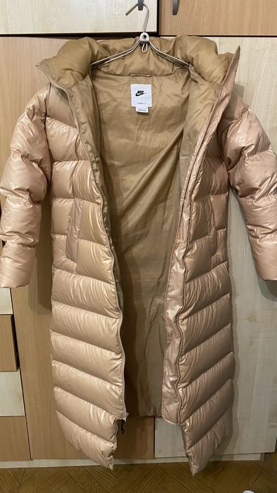 Пуховик Nike оригинал женский длинный бежевый S/M парка зимняя DH4081