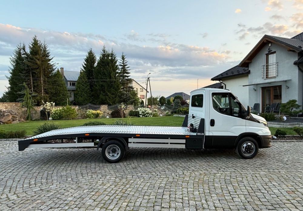 Zabudowa laweta pomoc drogowa mercedes sprinter iveco fiat master vw