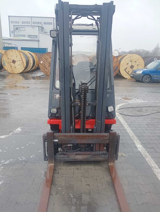 Wózek widłowy Linde H16T-03