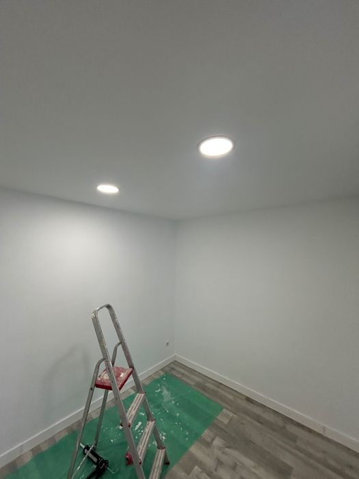 Apartamento T1+1 com garagem Porto Alto
