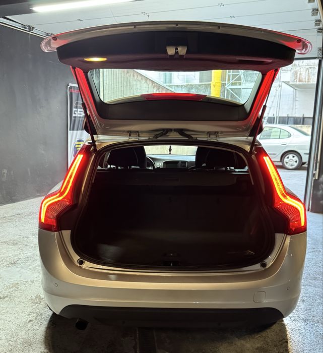 Volvo V60 D2 - Drive S/S 115cv