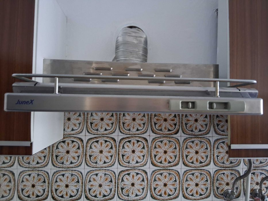 Exaustor Junex em ótimo estado