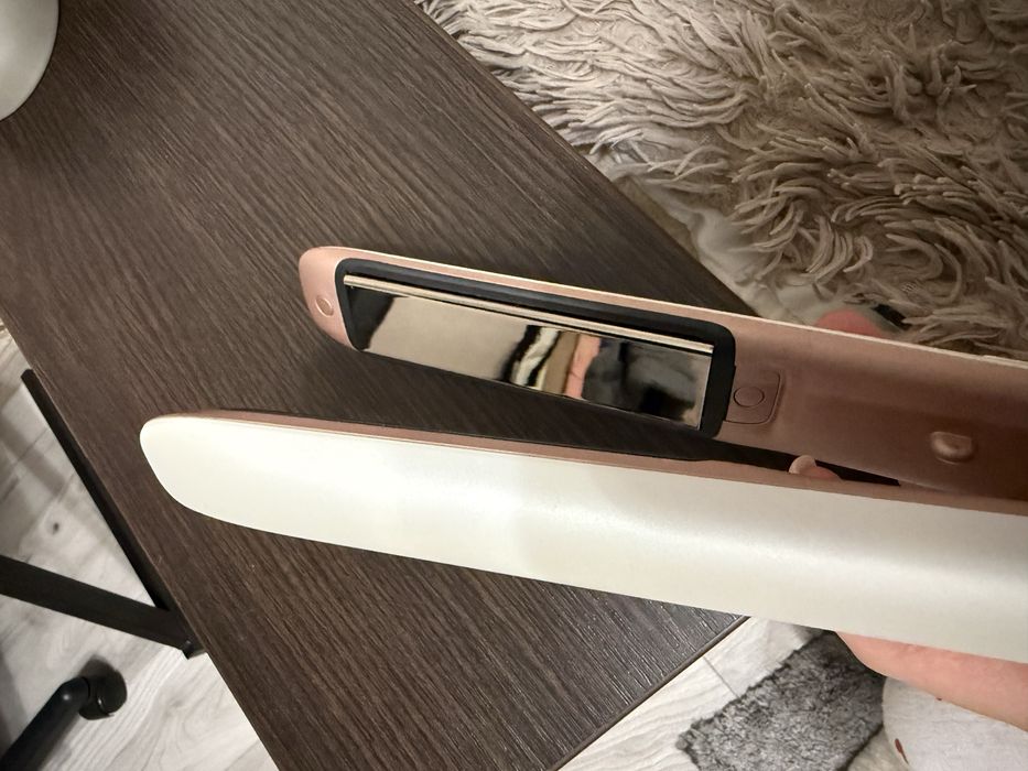 Вирівнювач PHILIPS MoistureProtect HP8374/00