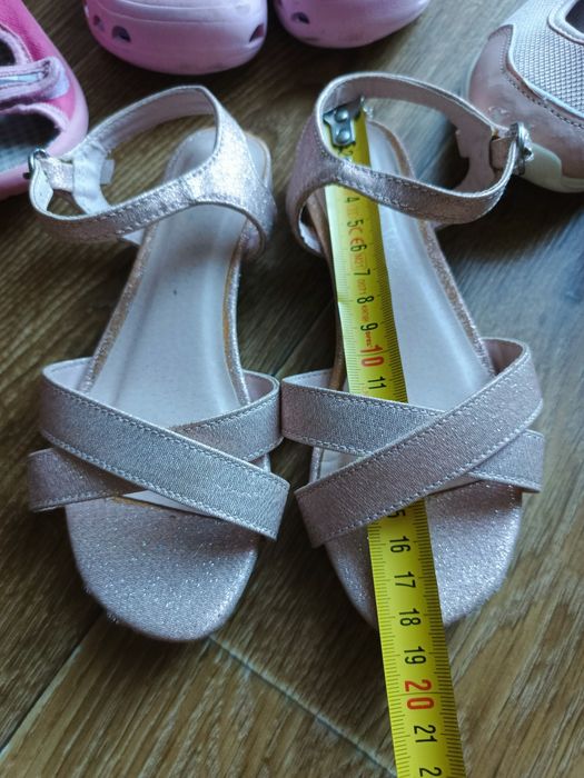 Buty maj-wrzesień r. 27