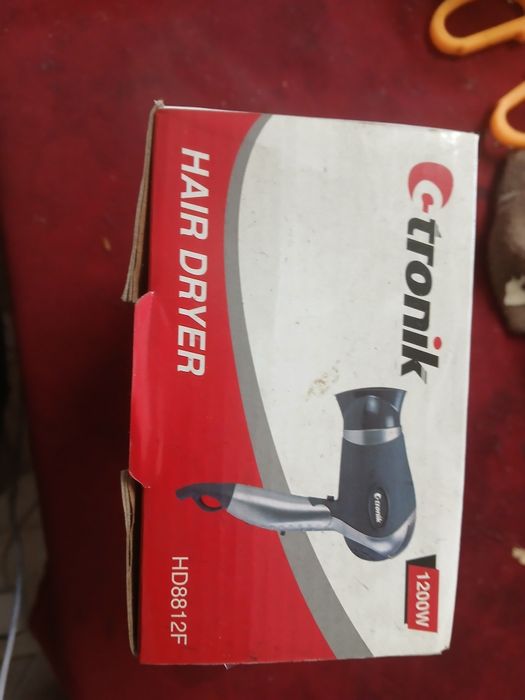 Secador de cabelo novo