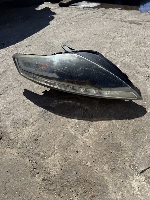 Farol / Otica Direito Ford Mondeo MK4
