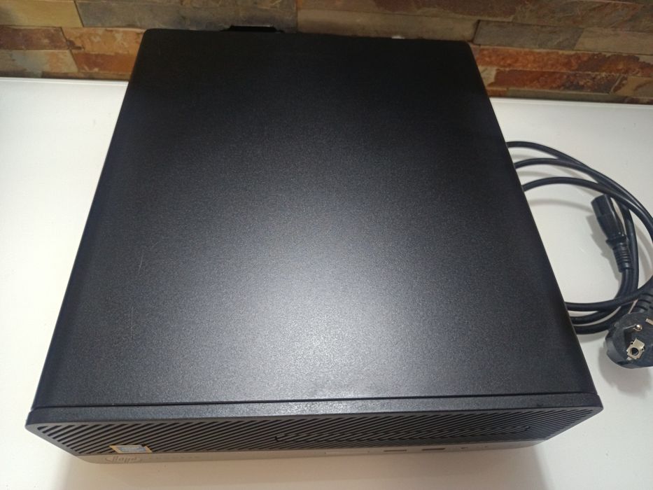 Computador HP /  16GB RAM  /  Gráfica 2GB  /  SSD 128GB + HDD 1TB
