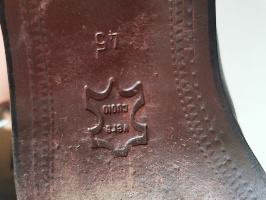 Buty Luxusuwe firmy Bentley skóra 100 % Rozmiar 45