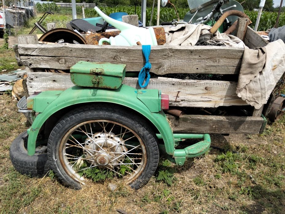 Продам мотоцикл Урал повністю на документах( не на ходу)