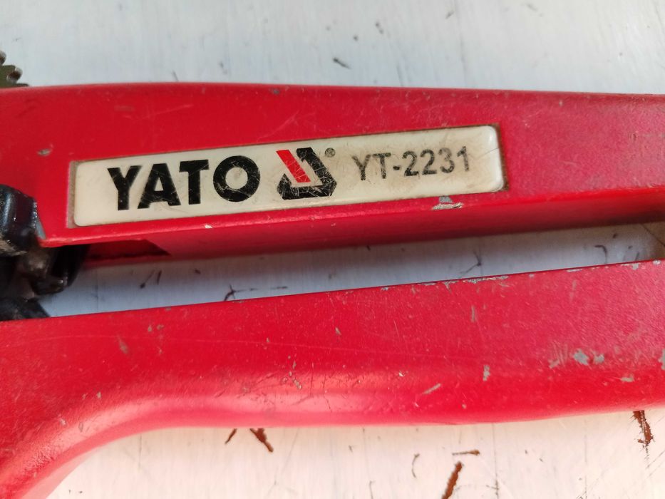 nożyce , obcinak do rur PCV YATO YT - 2231   2 szt