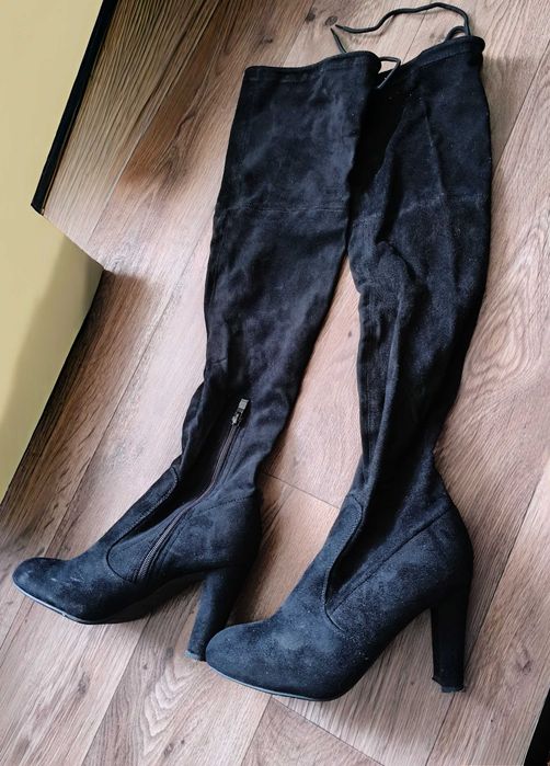 Długie kozaki damskie