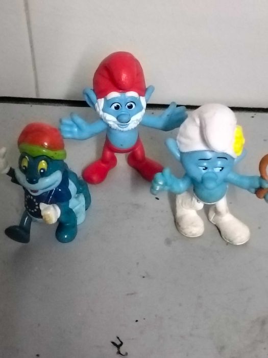 Bonecos miniaturas colecionáveis brinquedos etcc