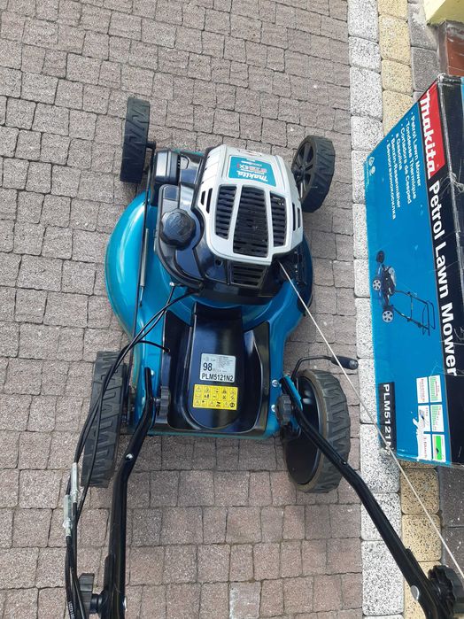 Kosiarka spalinowa Makita PLM5121N2