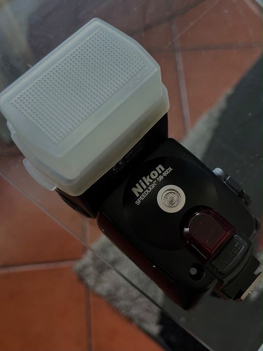 Nikon Speedlight SB-80DX | Flash