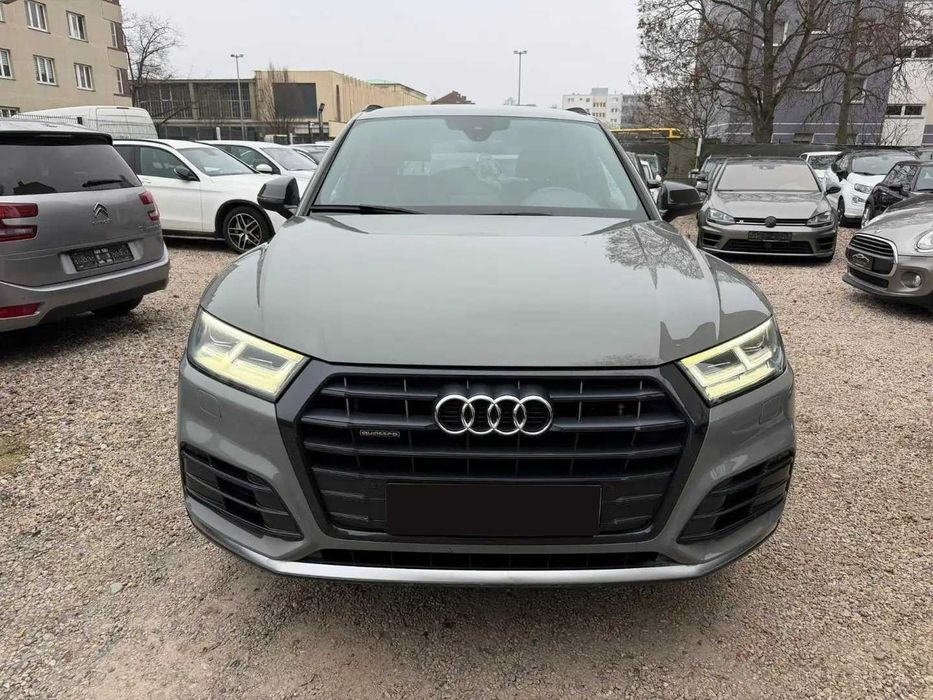 Audi Q5 S-Line 2.0 TDI