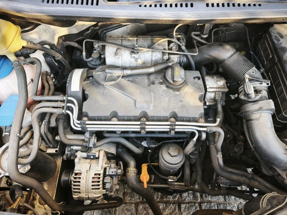 Vw Caddy 2.0 SDI com 220000 reais