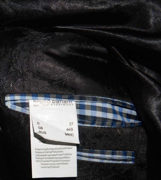 Niezwykle szykowna srebrna marynarka Bruno Banani S 44