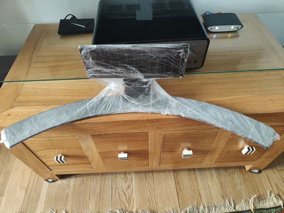 Vende se suporte televisão LG 55 UH668V