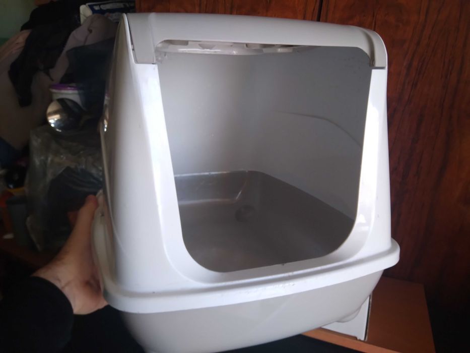 Закритий туалет для котів. Без дверки. Переноска для кота.
