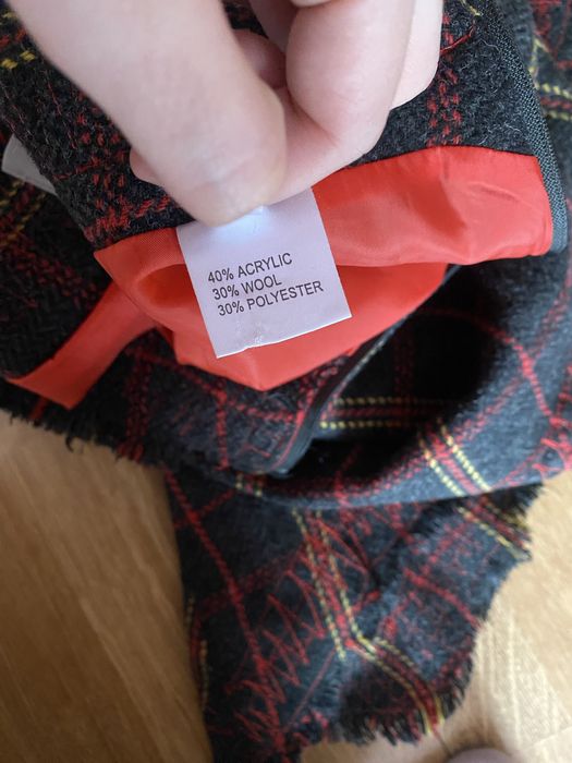 Спідниця в клітинку