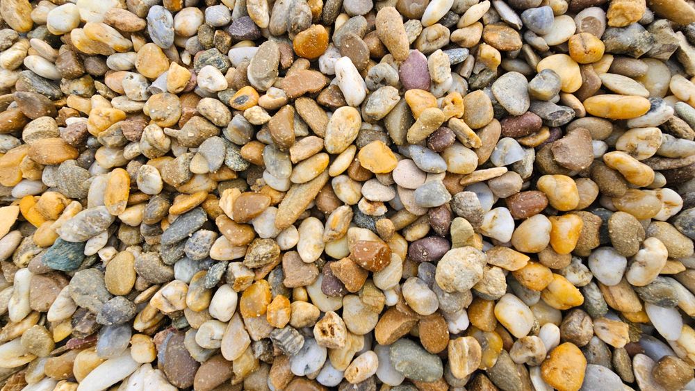 Otoczak miodowy kamień ogrodowy grys złoty kora granit ogród Thassos