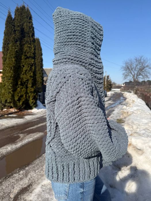 Кардиган вязаний з плюшевої пряжі