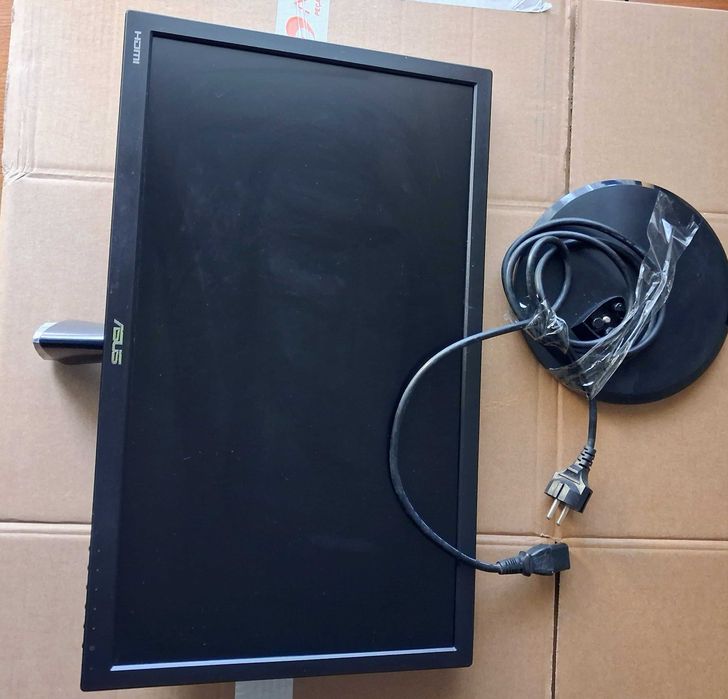Monitor Asus 50x30cm com tela partida