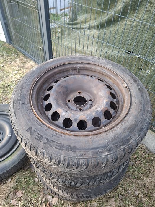 Koła zimowe felgi 16 4x108 et20 Citroen Peugeot 195/60/16 okazja