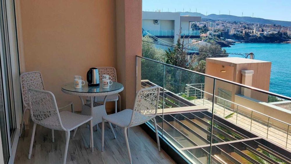 ТОП! Квартира на первой линии! в Черногории (Бар) бассейн 99 000 €