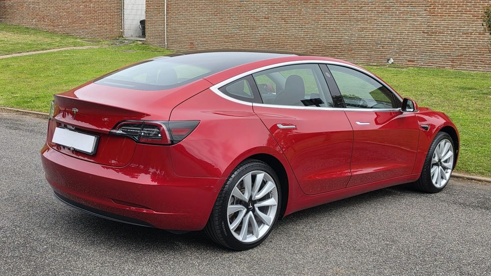 Tesla Model 3 Standard  Range Plus RWD